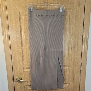 Elegant Sage Green Knit Skirt